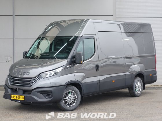 イヴェコ・デイリー 35S21 クローズド・ボックス・バン