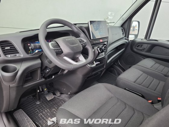 イヴェコ・デイリー 35S21 クローズド・ボックス・バン