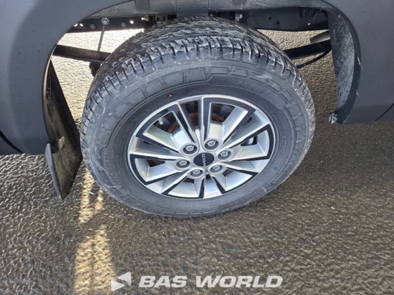 イヴェコ・デイリー 35S21 クローズド・ボックス・バン