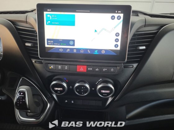 イヴェコ・デイリー 35S21 クローズド・ボックス・バン