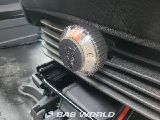 イヴェコ・デイリー 35C18 オープン