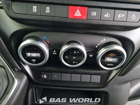 イヴェコ・デイリー 35C18 ボックスボディ