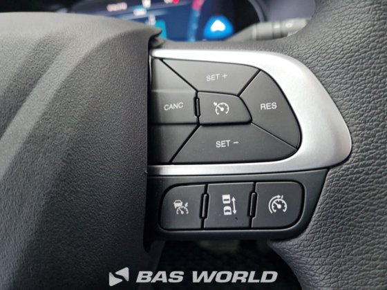 イヴェコ・デイリー 35C18 ボックスボディ