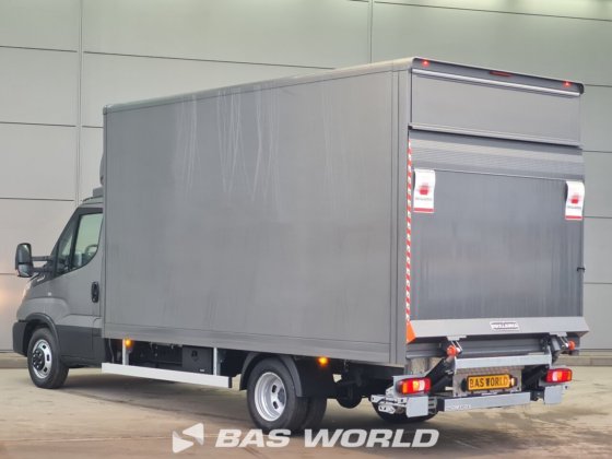 依维柯 Daily 35C18 箱体