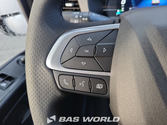 イヴェコ・デイリー 35S21 クローズド・ボックス・バン