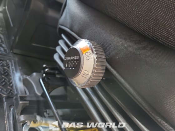 イヴェコ・デイリー 35S21 クローズド・ボックス・バン