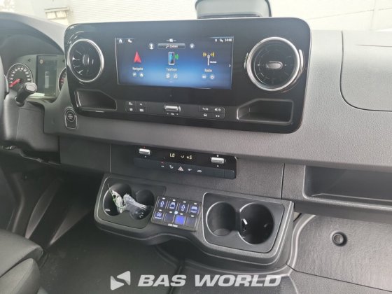 メルセデス スプリンター 319 CDI クローズド・ボックス・バン