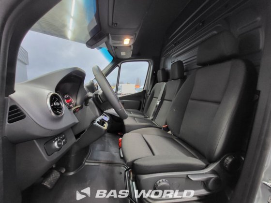 奔驰 Sprinter 319 CDI 封闭箱式货车