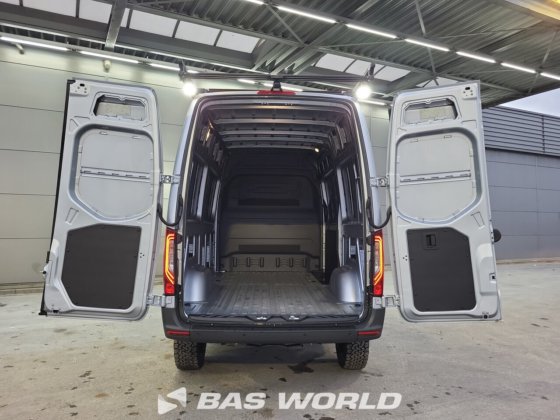 メルセデス スプリンター 319 CDI クローズド・ボックス・バン