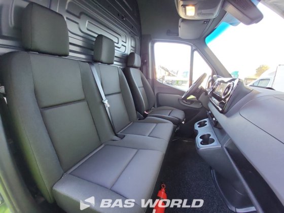 奔驰 Sprinter 319 CDI 封闭箱式货车