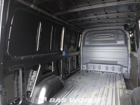 奔驰 Sprinter 319 CDI 封闭箱式货车