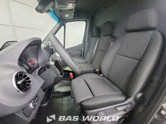 奔驰 Sprinter 319 CDI 封闭箱式货车