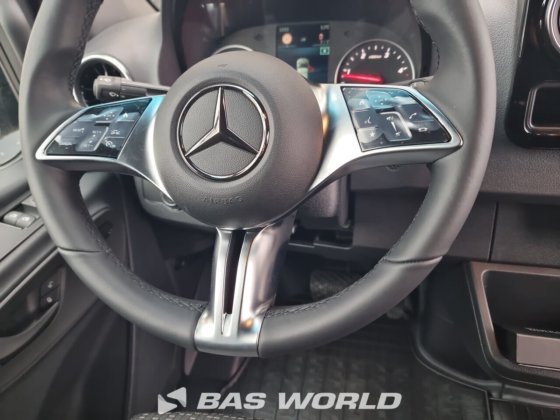 メルセデス スプリンター 319 CDI クローズド・ボックス・バン