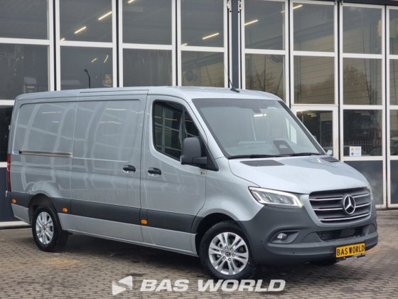 奔驰 Sprinter 319 CDI 封闭箱式货车