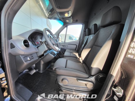 メルセデス スプリンター 319 CDI クローズド・ボックス・バン