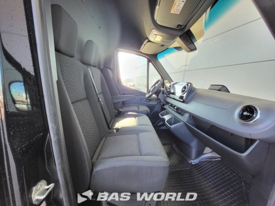 メルセデス スプリンター 319 CDI クローズド・ボックス・バン