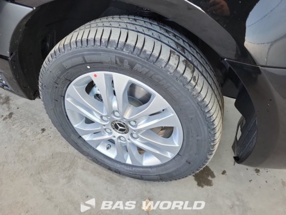 奔驰 Sprinter 319 CDI 封闭箱式货车