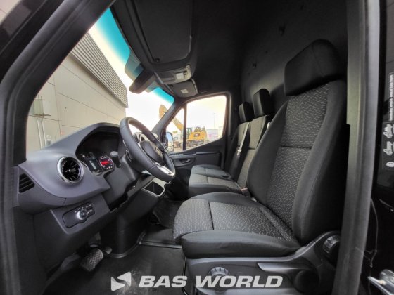 メルセデス スプリンター 319 CDI クローズド・ボックス・バン