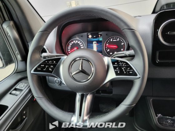 メルセデス スプリンター 319 CDI クローズド・ボックス・バン