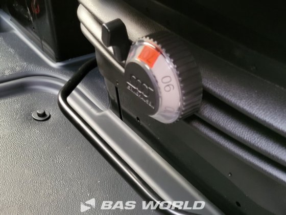 メルセデス スプリンター 319 CDI クローズド・ボックス・バン