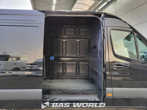 奔驰 Sprinter 319 CDI 封闭箱式货车