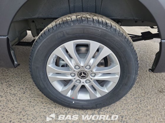 奔驰 Sprinter 319 CDI 封闭箱式货车