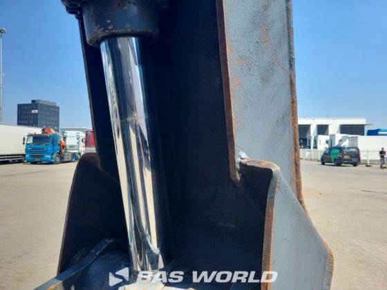 沃尔沃履带式挖掘机