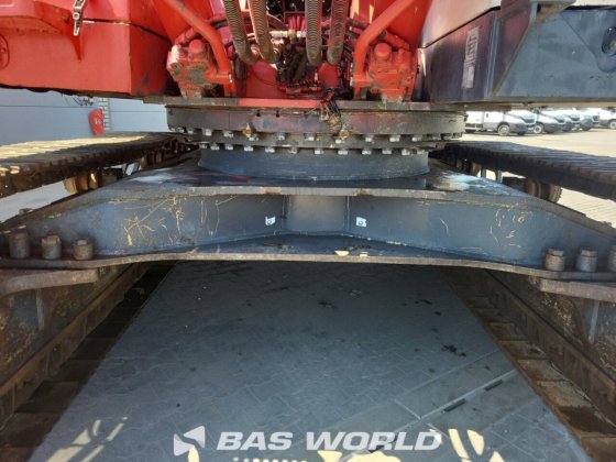 沃尔沃履带式挖掘机