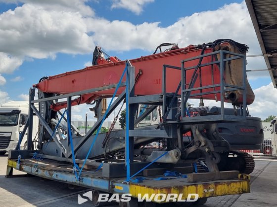 沃尔沃履带式挖掘机