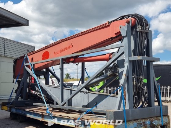 沃尔沃履带式挖掘机