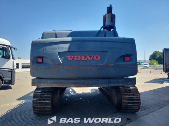 沃尔沃履带式挖掘机