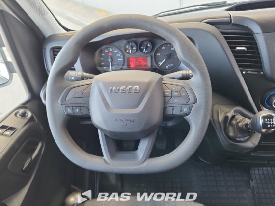 イヴェコ・デイリー 35S18 カーテンサイド