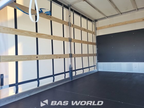 イヴェコ・デイリー 35S18 カーテンサイド