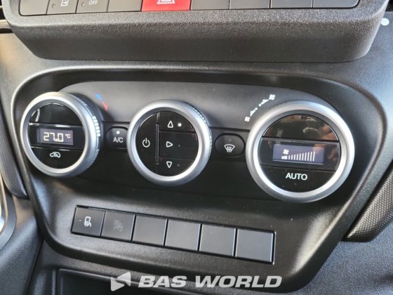 イヴェコ・デイリー 35C18 オープン