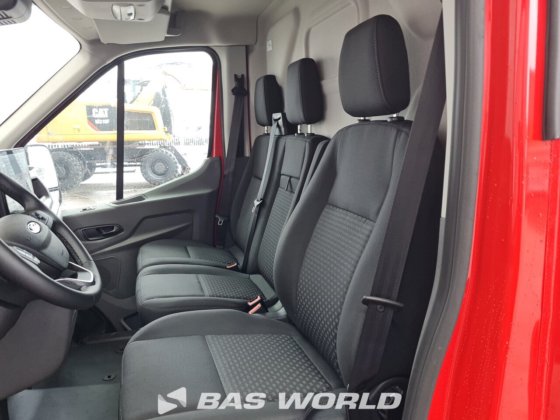 福特全顺 165pk 封闭箱式货车