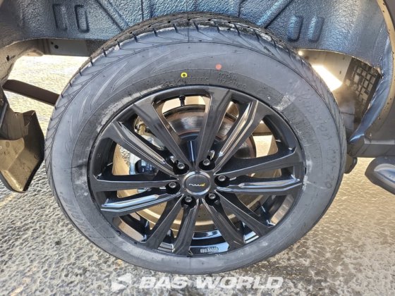 福特全顺 165pk 封闭箱式货车