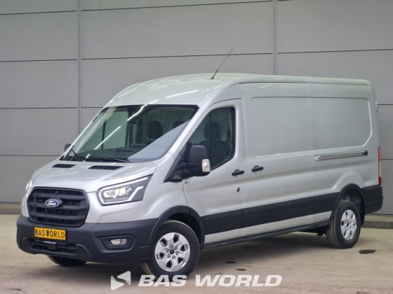 福特全顺 165pk 封闭箱式货车