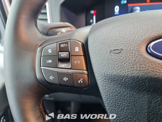 福特全顺 165pk 封闭箱式货车