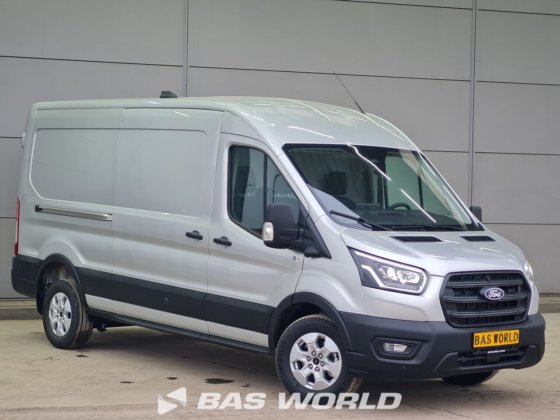 福特全顺 165pk 封闭箱式货车