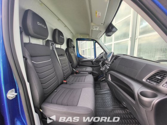 依维柯 Daily 35C21 封闭箱式货车