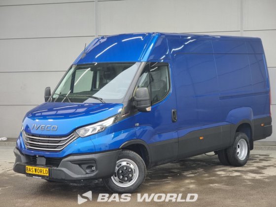 イヴェコ・デイリー 35C21 クローズド・ボックス・バン