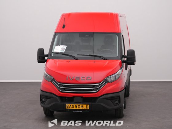 イヴェコ・デイリー 35C21 クローズド・ボックス・バン