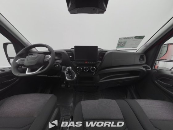 イヴェコ・デイリー 35C21 クローズド・ボックス・バン