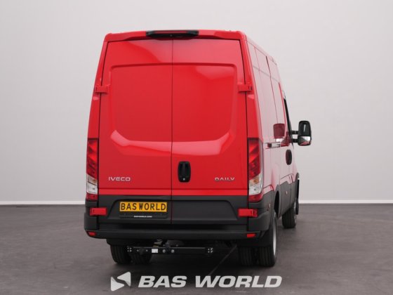 イヴェコ・デイリー 35C21 クローズド・ボックス・バン