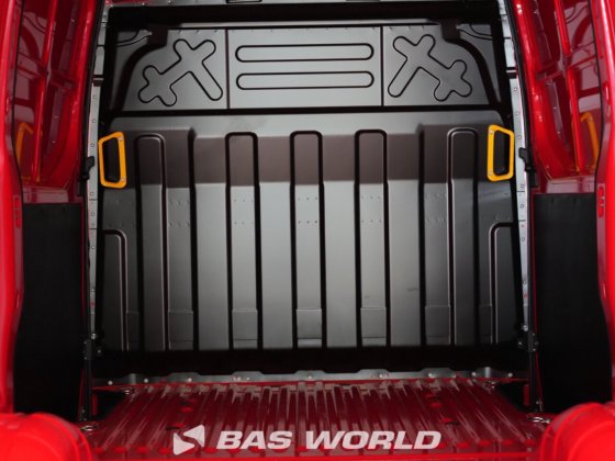 イヴェコ・デイリー 35C21 クローズド・ボックス・バン