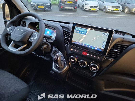 イヴェコ・デイリー 35S21 クローズド・ボックス・バン