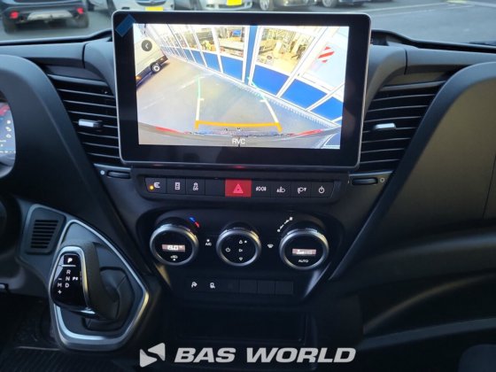 イヴェコ・デイリー 35S21 クローズド・ボックス・バン