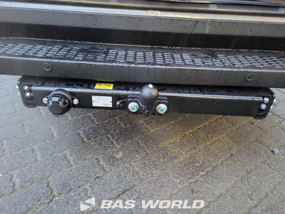 イヴェコ・デイリー 35S21 クローズド・ボックス・バン