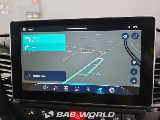 イヴェコ・デイリー 35S21 クローズド・ボックス・バン
