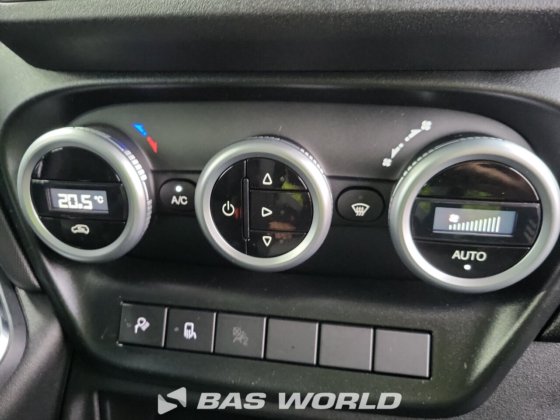 イヴェコ・デイリー 35S21 クローズド・ボックス・バン